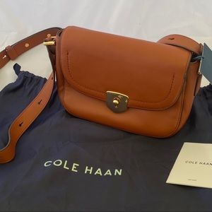 COLE HAAN Leather Saddle bag 🤠🧡✨